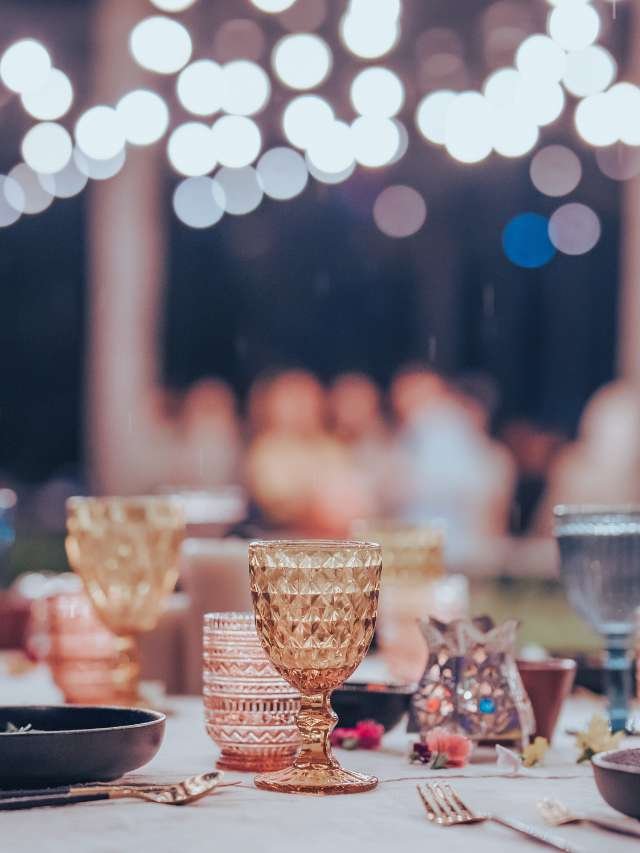 Easy-Care Outdoor Dining Tables for Hassle-Free Living
