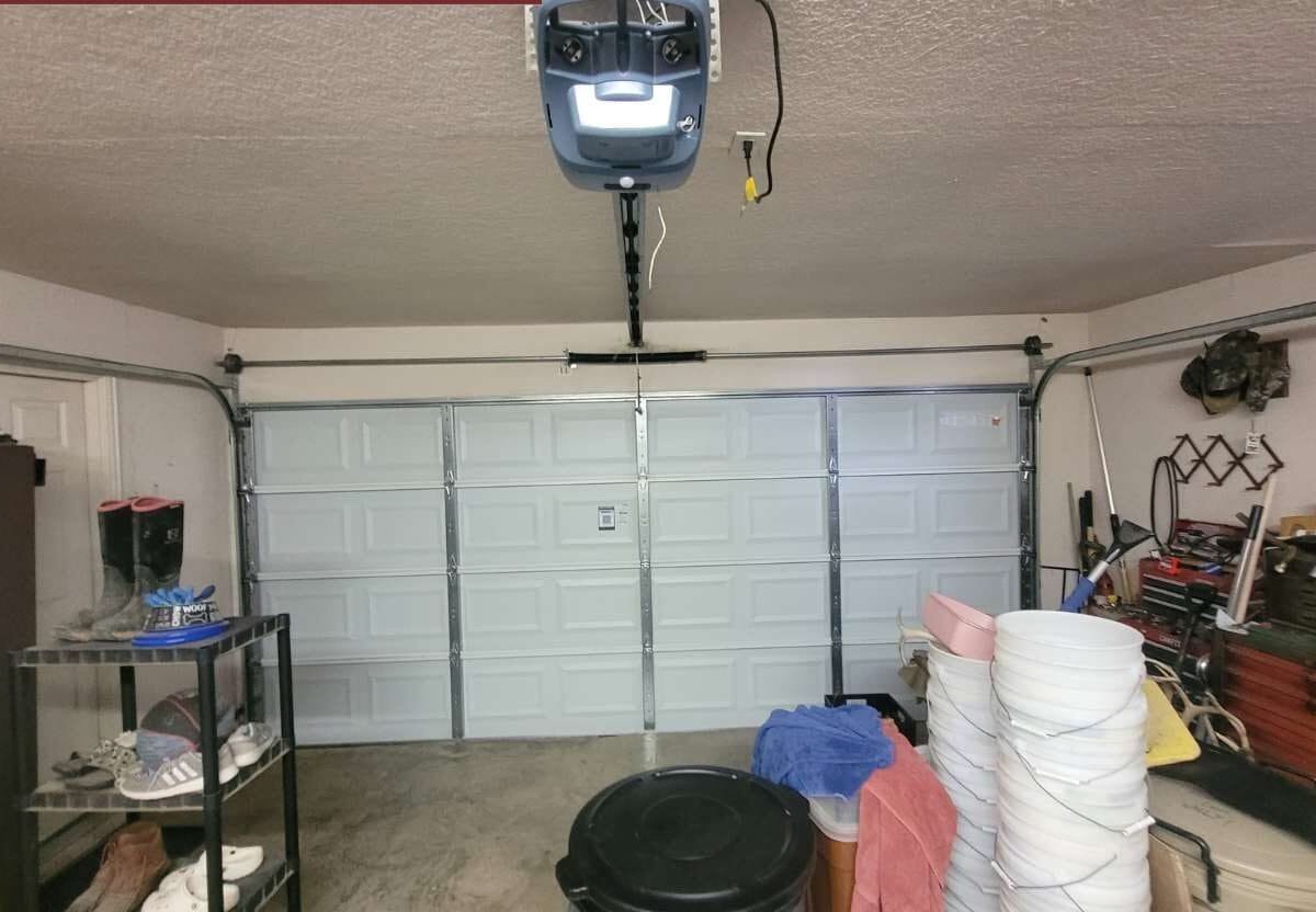 Lube & Tune for Garage Doors in Baytown